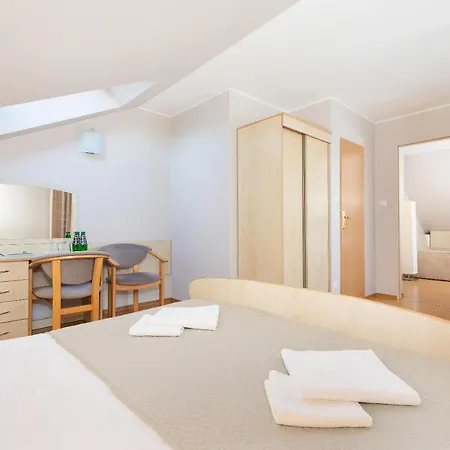 Cyprys 4* Jastrzębia Góra