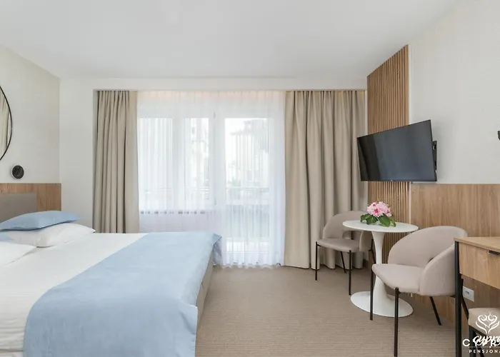 Cyprys Oda ve Kahvaltı 4*